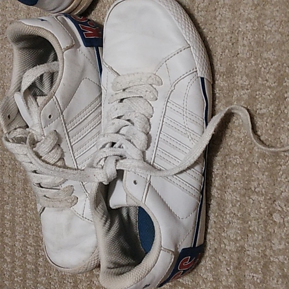 Set of 2 pairs K-SWISS Boys Sneakers size 3.5 - Picture 2 of 4